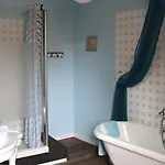 La Cour Des Saligues Bed & Breakfast Riscle