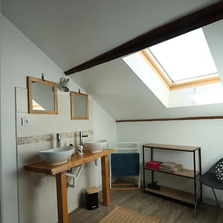 La Cour Des Saligues Bed & Breakfast Riscle