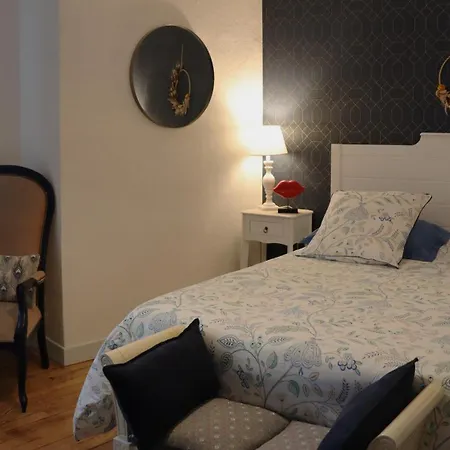 La Cour Des Saligues فندق مبيت وإفطار